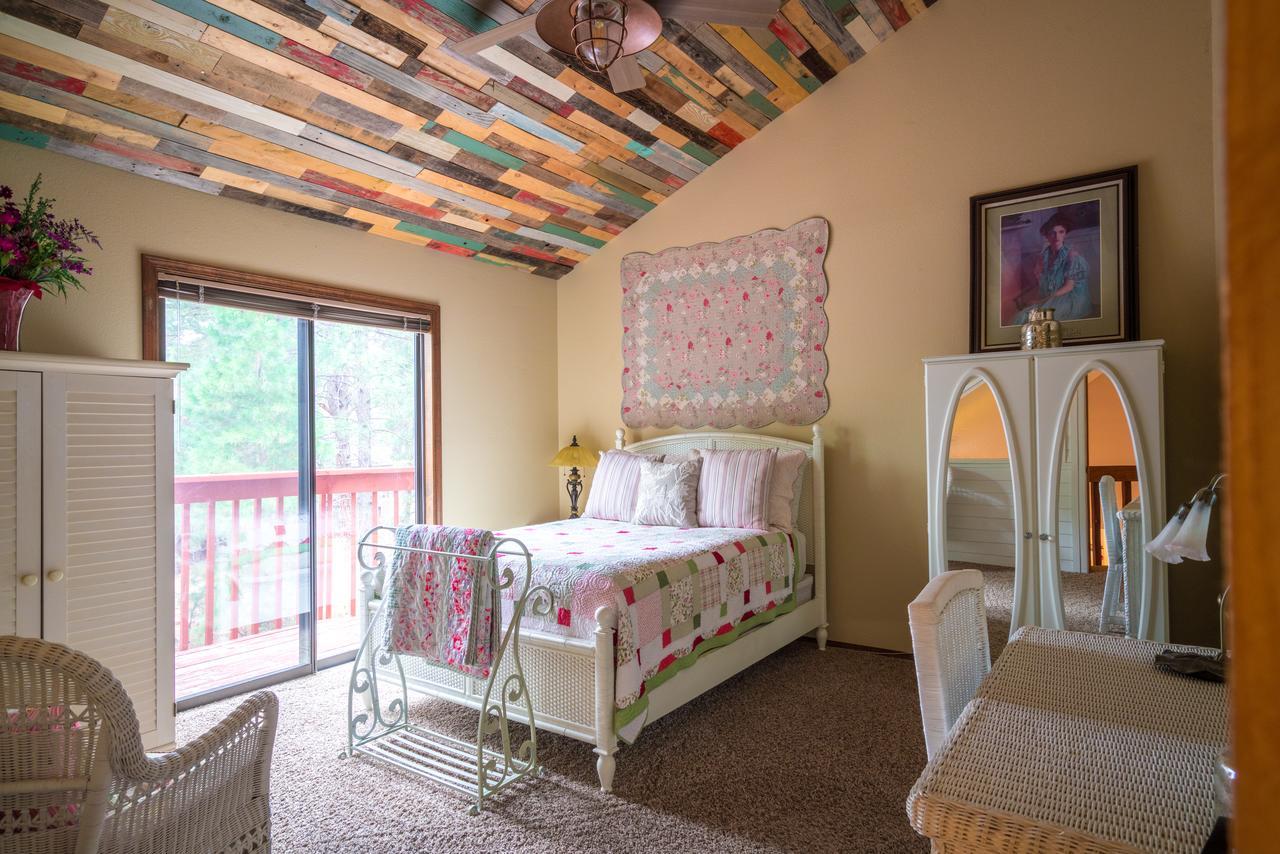 Whispering Pines Inn Flagstaff Esterno foto